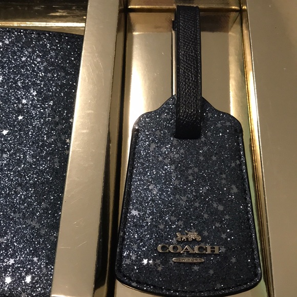 Coach Passport Case and Luggage Tag Travel - Picture 3 of 4